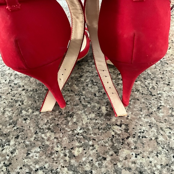 Red‎ ankle strap heels by Body Central. - Picture 6 of 9